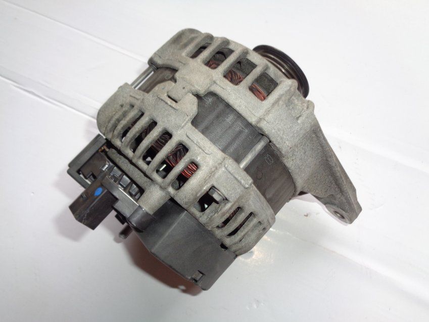 ALTERNADOR MERCEDES BENZ CLASE CLA 2014 W117 220CDI MARCA BOSCH   REF. A0009063322