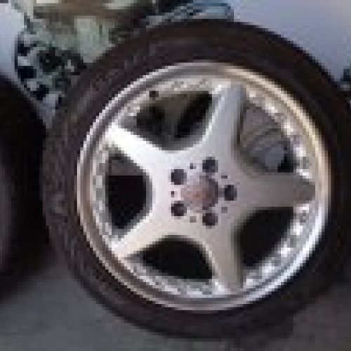 LLANTAS MERCEDES SL 2003 DOBLE MEDIDA ALANTE 255/40 R18 99Y ATRAS 285/35 R18 101Y ET37 NEUMATICOS KUMHO AL 75%