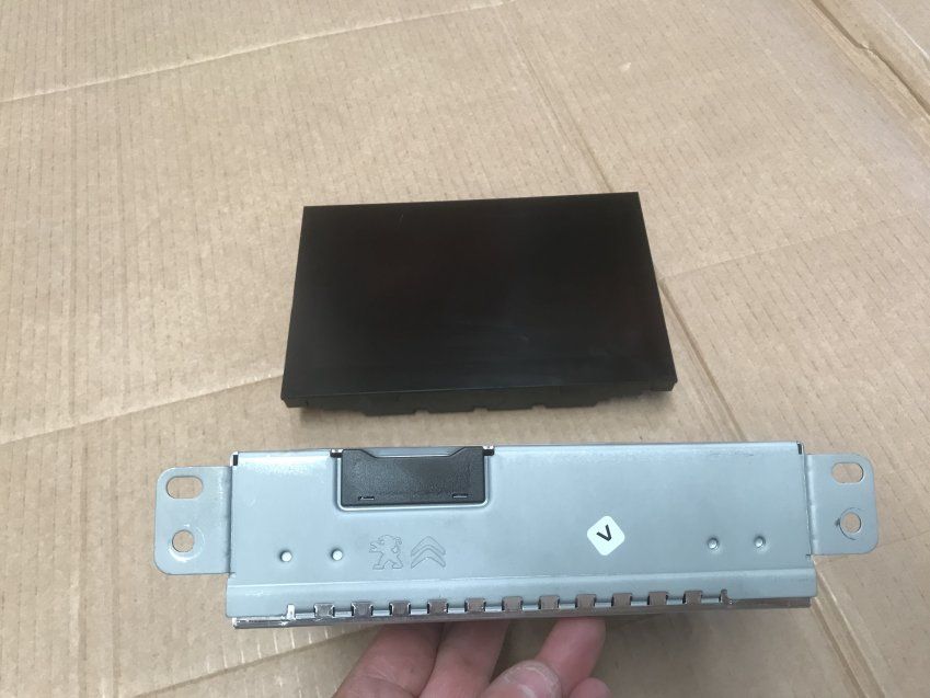 RADIO / SISTEMA NAVEGACIÓN CITROEN C5 AIRCROSS 2019 Ref. Radio 9833440980   Ref. Pantalla 9830426480