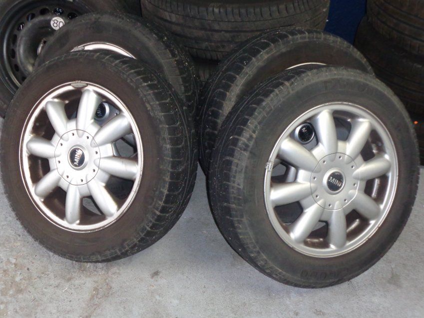 LLANTAS MINI COOPER 2009 R56 175/65 R15 NEUMATICOS PIRELLI