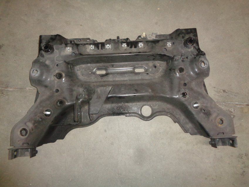 CUNA / PUENTE DELANTERO RENAULT TALISMAN 2016 1