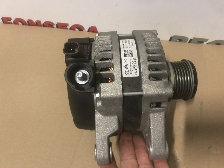 ALTERNADOR PEUGEOT 2008 II 1.2 gasolina 130cv Ref. 9835688980