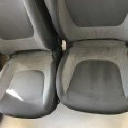 ASIENTOS DELANTEROS Y TRASEROS RENAULT CAPTUR 2014   CON TAPIZADOS DE PUERTAS