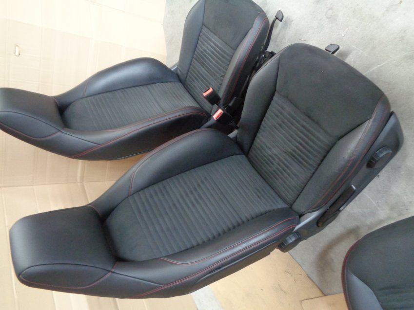 ASIENTOS MERCEDES BENZ CLASE CLA 2015 W117 AMG CON TAPIZADOS MIXTOS CUERO / ALCANTARA