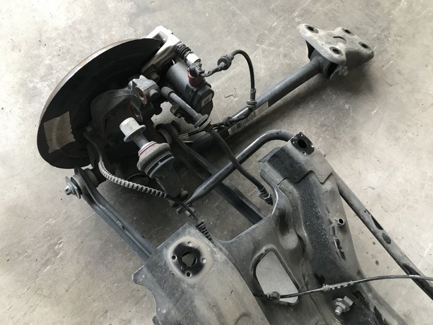 EJE TRASERO COMPLETO FIAT 500X SPORT 2020 1.3 Gasolina 150cv Ref. 00520885860