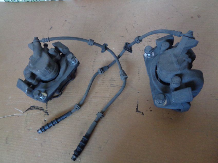 DISCOS Y PINZAS FRENO DELANTEROS CITROEN BERLINGO 2019 1