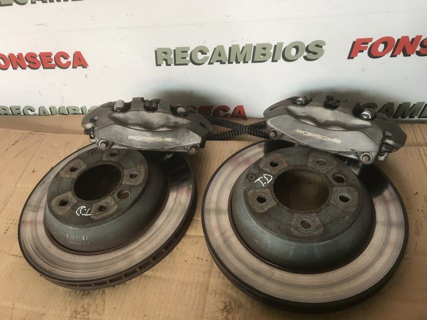 DISCOS Y PINZAS FRENO TRASEROS PORSCHE CAYENNE 2010 3.0d 92A Discos 330mm Pinzas Brembo Ref. 7P0615423