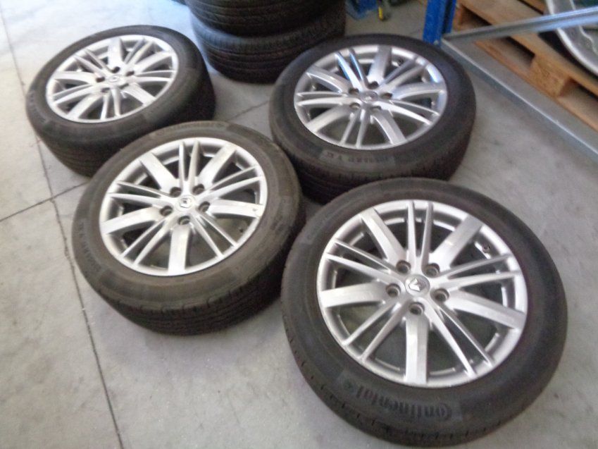 LLANTAS RENAULT MEGANE III GT LINE 205/55 R17 95V NEUMATICOS CONTINENTAL 3 BUEN ESTADO 1 CAMBIAR