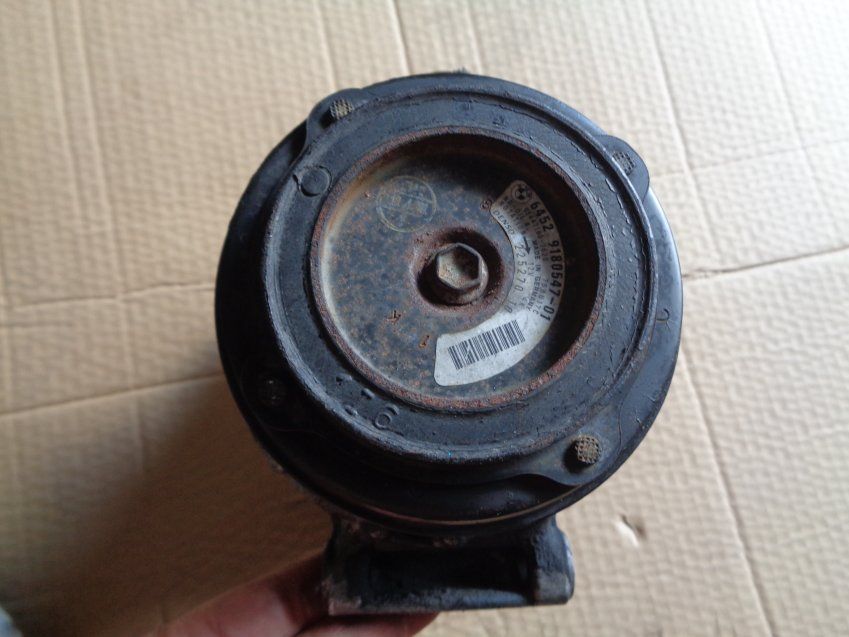 COMPRESOR AC BMW SERIE 6 2008 635d E63 140.000Kms MARCA DENSO ref. 6452 9180547 01