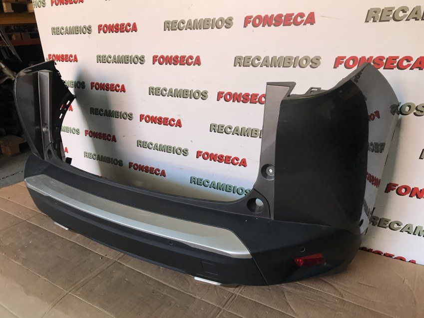 PARAGOLPES TRASERO PEUGEOT 2008 II 2021 GT    CON SENSORES PARKING