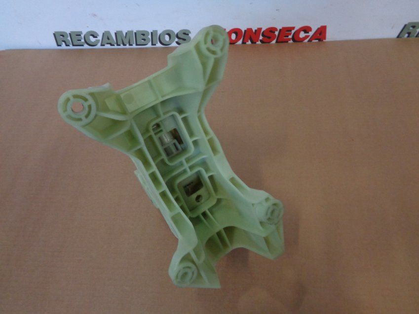 SELECTOR MARCHAS KIA NIRO 2018 1.6Gdi Hybrid Automático Ref. 46701 D4440