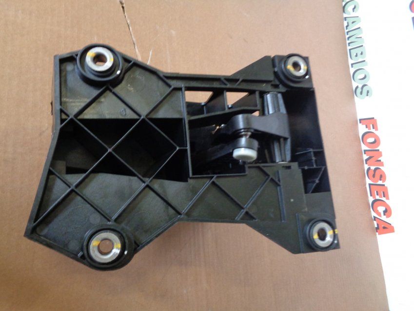 SELECTOR MARCHAS CITROEN BERLINGO 2019 1