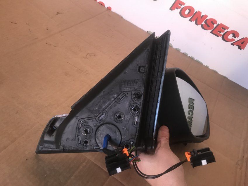 RETROVISORES PEUGEOT 208 II 2020 No son abatibles electricamente