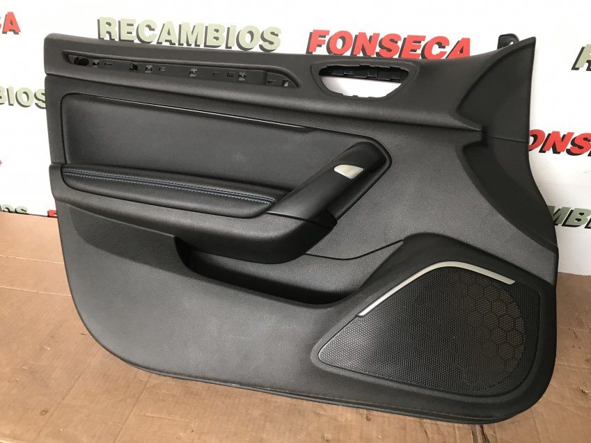 TAPIZADOS INTERIORES RENAULT MEGANE IV 2016 Sport Tourer GT LINE   Con Luz Cortesia