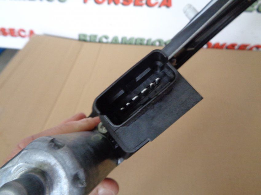 ELEVALUNAS PEUGEOT 3008 2020 DELANTERO DERECHO Ref. 9830389280 / 9829482280 Bosch