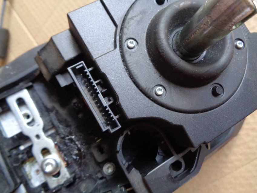 SELECTOR MARCHAS BMW SERIE 6 2008 635d E63 140.000Kms AUTOMÁTICO Ref. 9174980