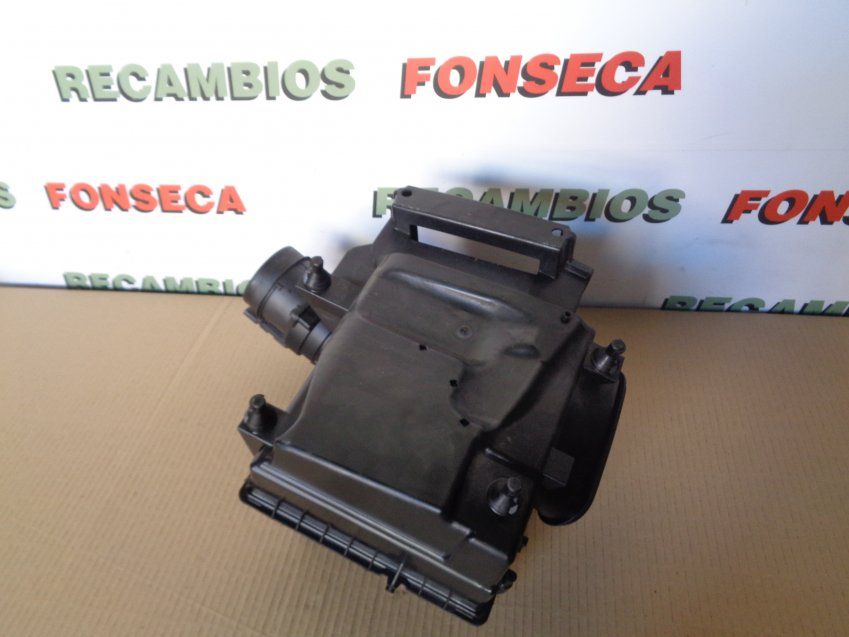 CAJA FILTRO AIRE / CAUDALÍMETRO MERCEDES BENZ CLA 2013 220cdi W117 Ref