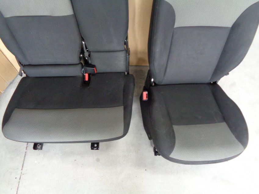 ASIENTOS RENAULT KANGOO 2018 CON TAPIZADOS Y  DE 3 PLAZAS
