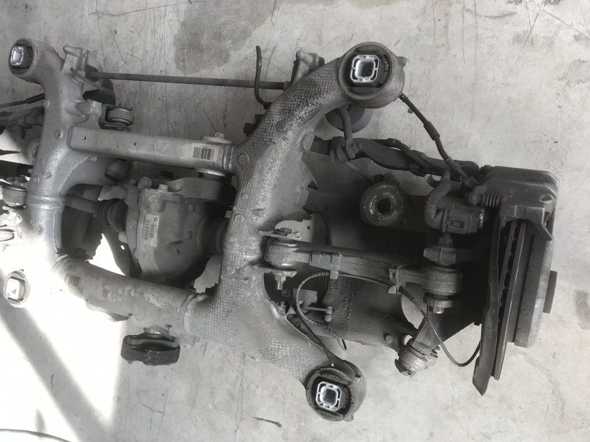 EJE TRASERO COMPLETO BMW SERIE 5 2012 520d F11