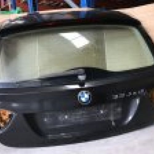 PORTON MALETERO BMW SERIE 3 2007 330XD E91