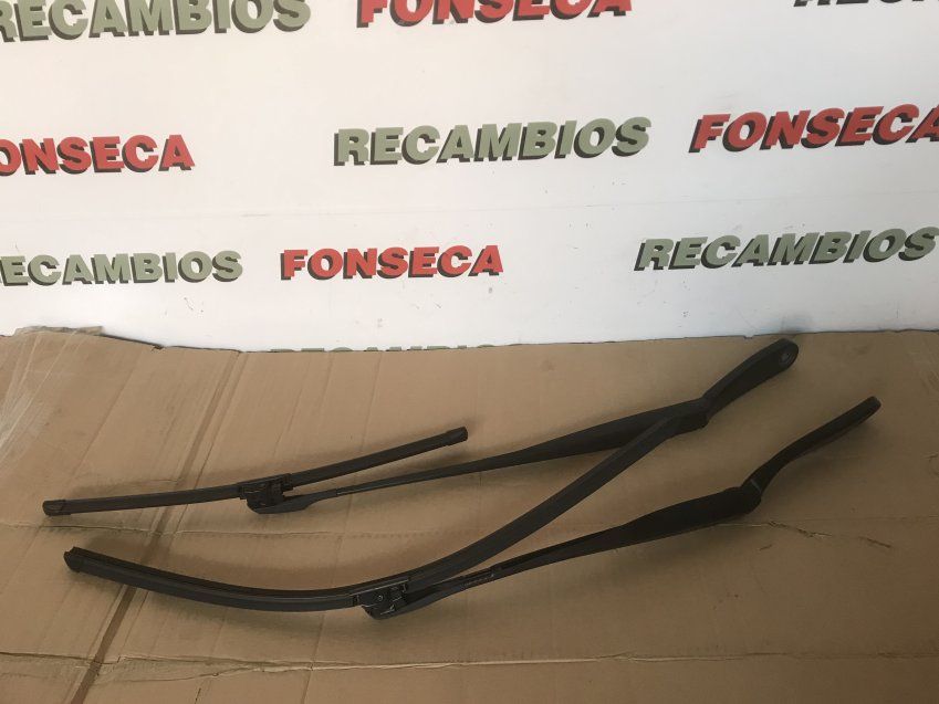 BRAZOS LIMPIA PARABRISAS DELANTERO BMW SERIE 5 2012 F10 F11 Ref. 6161 7203156 / 6161 7182459