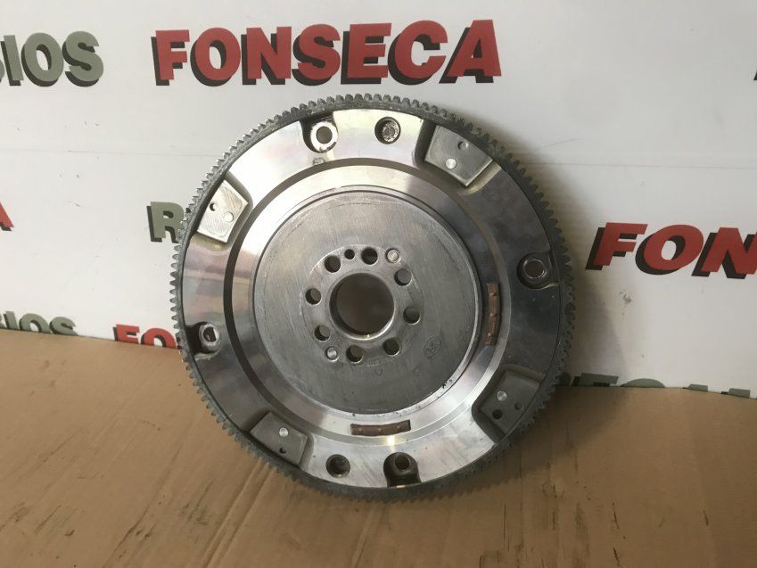 VOLANTE MOTOR NISSAN X TRAIL 2018 1.6dci 130cv T32 57.900Kms  Marca Luk Ref. 123112580R