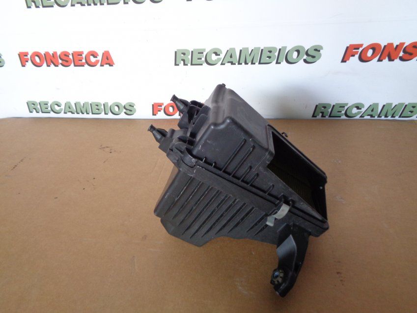 CAJA FILTRO AIRE / CAUDALÍMETRO NISSAN QASHQAI 2017 J11 1500dci 110cv  30.000Kms