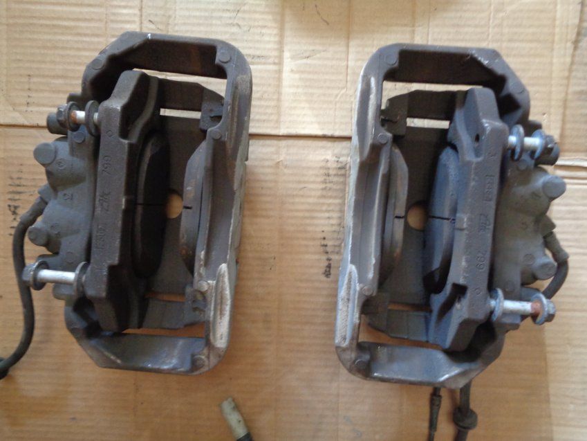 DISCOS Y PINZAS FRENO DELANTEROS BMW SERIE 6 635d 2008 E63
