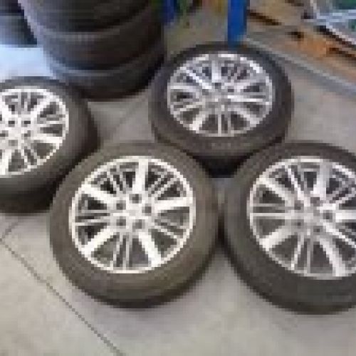 LLANTAS RENAULT MEGANE III GT LINE 205/55 R17 95V NEUMATICOS CONTINENTAL 3 BUEN ESTADO 1 CAMBIAR