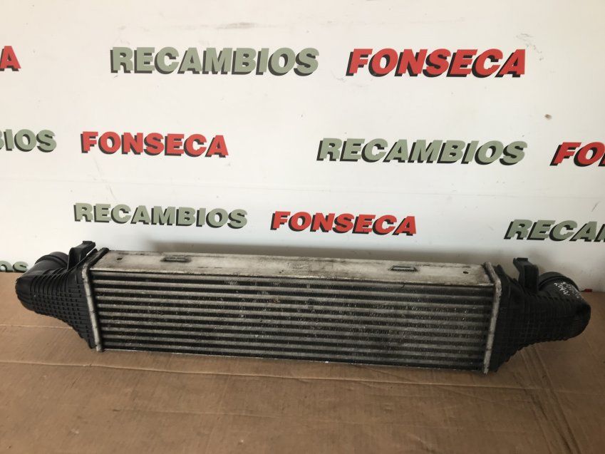 RADIADOR INTERCOOLER MERCEDES BENZ CLASE E 2011 W212 250cdi 204cv Ref. A2045000200