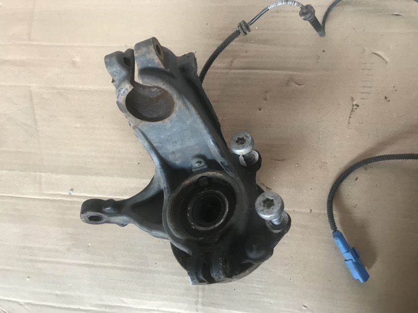 MANGUETAS DELANTERAS PEUGEOT 208 I 2018 1.2 Gasolina 82cv