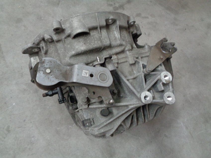 CAJA CAMBIO MANUAL 6V MERCEDES BENZ CLASE A 2015 W176 180cdi 109cv 131.000Kms