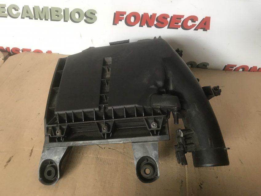 CAJA FILTRO AIRE / CAUDALIMETRO PEUGEOT 308 II 2018 1.6hdi 120cv Ref. 9806561080