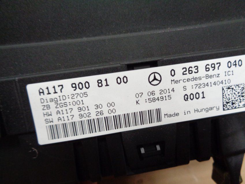 CUADRO INSTRUMENTOS MERCEDES CLA 2014 W117 220cdi Automático 94.000Kms