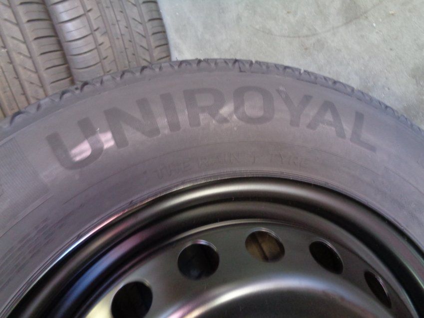 RUEDA REPUESTO RENAULT KADJAR 145/90 R16 106M GALLETA NUEVA NEUMATICO UNIROYAL