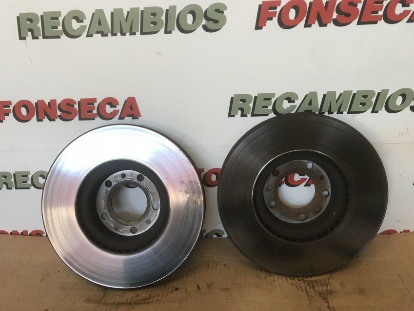 DISCOS Y PINZAS FRENO DELANTEROS CITROEN C4 PICASSO 2017 2.0hdi 150cv USADO   FRENADA DE 300mm