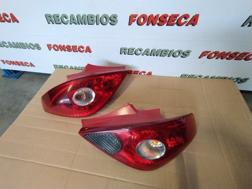 PILOTOS OPEL CORSA D 2010 Ref. 13186350 Izq   Ref. 13186351 Dcho