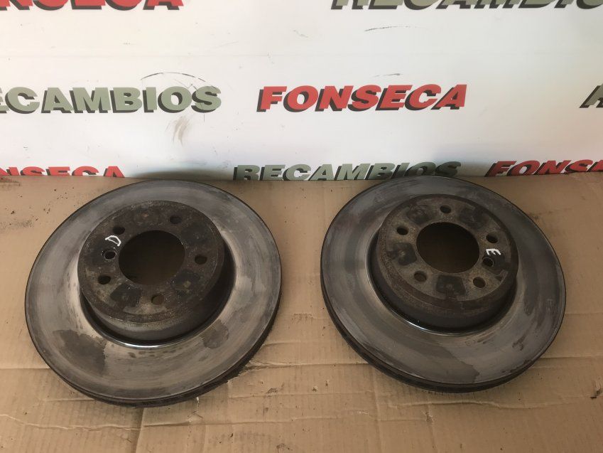 DISCOS Y PINZAS FRENO DELANTEROS BMW SERIE 5 2008 520d 177cv E60 E61