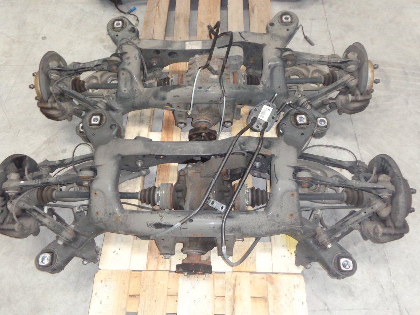EJE TRASERO COMPLETO BMW SERIE 1 2010 116d E81 / E82 / E87