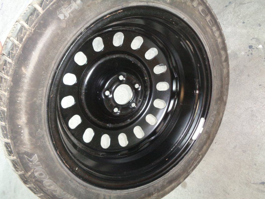 RUEDA REPUESTO PEUGEOT 407 2008 215/55 R17 98V NEUMATICO HANKOOK EN BUEN ESTADO