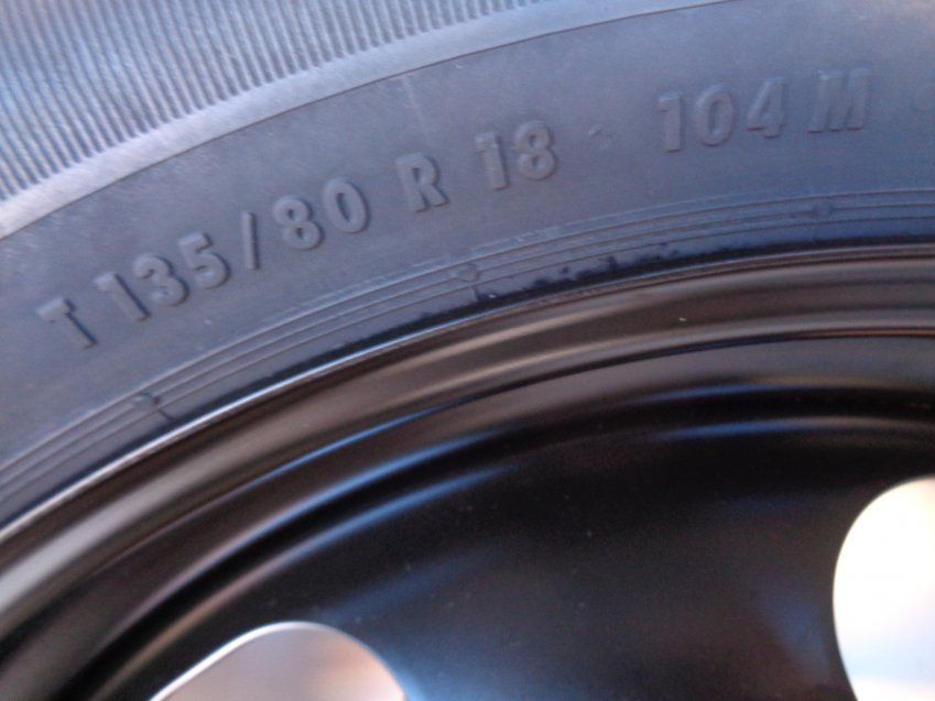 RUEDA REPUESTO PEUGEOT 3008 2017 135/80 R18 104M GALLETA NUEVA NEUMATICO UNIROYAL