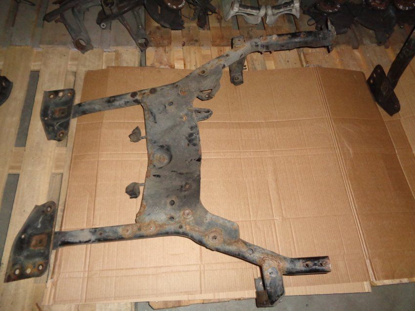 CUNA / PUENTE DELANTERO MINI COOPER 2008 R56 1