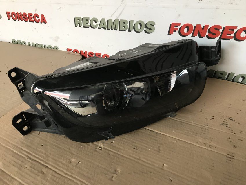 FARO CITROEN C4 PICASSO III 2017 Lado Derecho Xenon Ref. 967721748