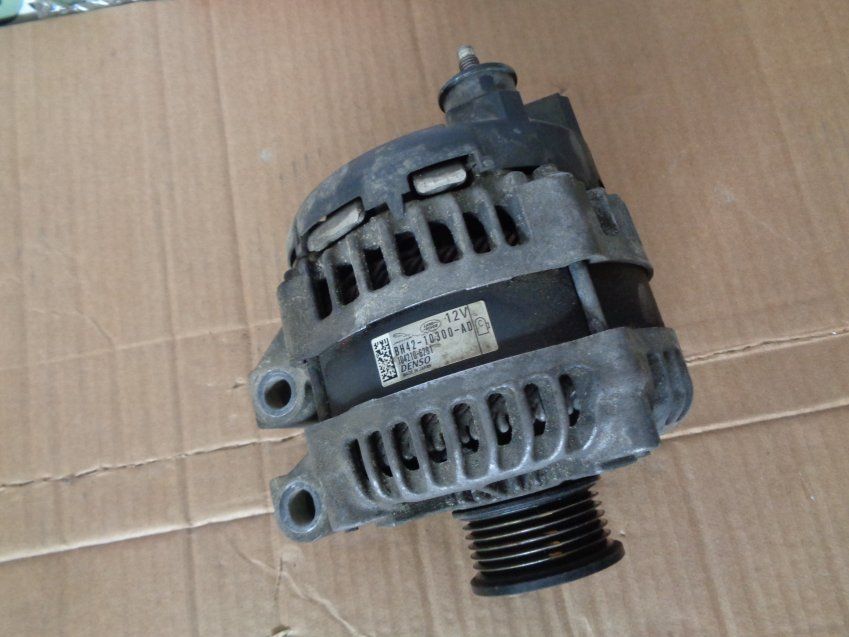 ALTERNADOR RANGE ROVER VOGUE 2015 4.4 SDV8 340cv Marca Denso Ref. BH42 10300 AD