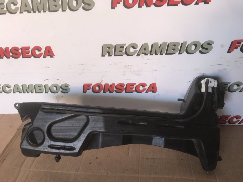 DEPOSITO LIMPIA PARABRISAS DELANTERO CITROEN C4 PICASSO 2017 Ref. 9676088180 / 9819973880