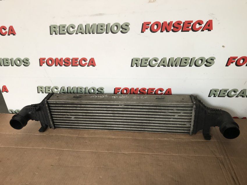 RADIADOR INTERCOOLER MERCEDES BENZ CLASE E 2011 W212 250cdi 204cv Ref. A2045000200