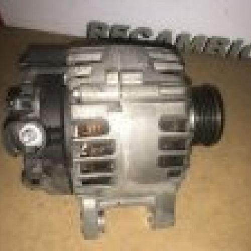 ALTERNADOR PEUGEOT 208 I 2018 1.2 Gasolina 82cv Usado VALEO Ref. 9818677980