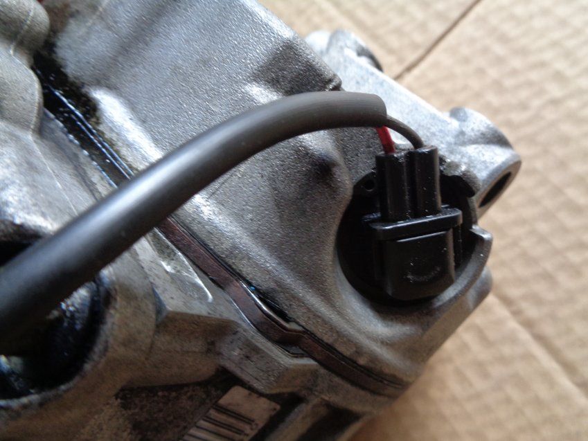 COMPRESOR AC BMW SERIE 6 2008 635d E63 140.000Kms MARCA DENSO ref. 6452 9180547 01