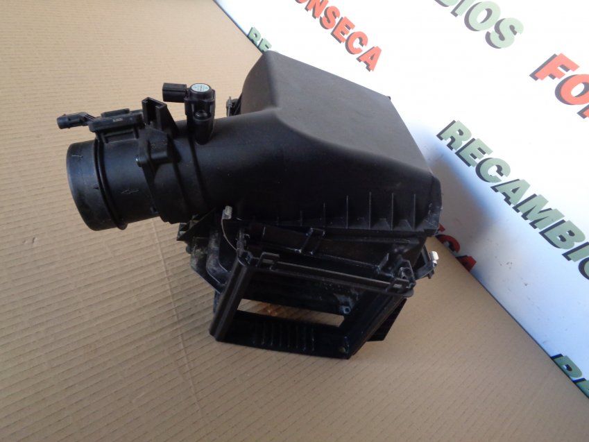 CAJA FILTRO AIRE / CAUDALÍMETRO MERCEDES BENZ CLA 2013 220cdi W117 Ref