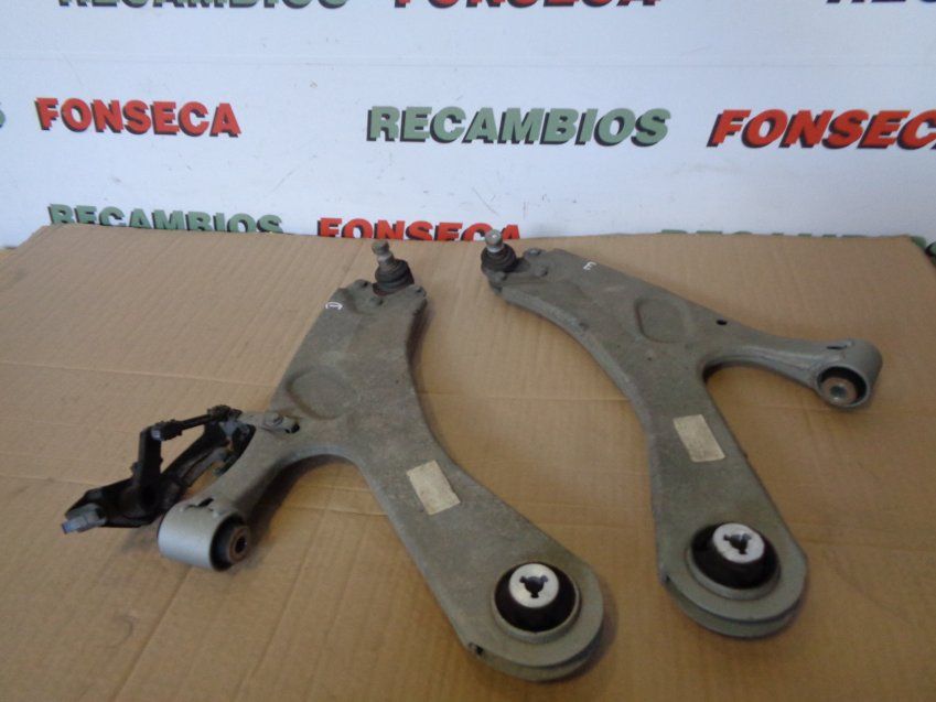 BRAZOS SUSPENSIÓN DELANTEROS PEUGEOT 2008 II 2020 1200 Gasolina 130cv 16.000Kms